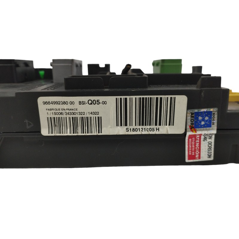 CAJA RELES / FUSIBLES S180121005H