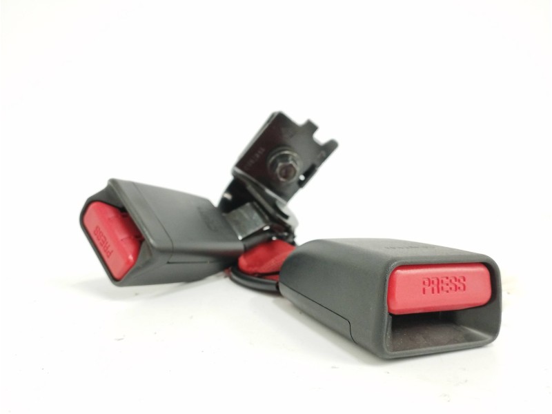 Recambio de enganche cinturon derecho para hyundai kona 1.0 tgdi cat referencia OEM IAM  TRASERO 