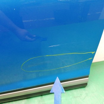 Recambio de puerta delantera izquierda para hyundai kona 1.0 tgdi cat referencia OEM IAM 76003J9000 NECESITA REPARACION OBSERVAR