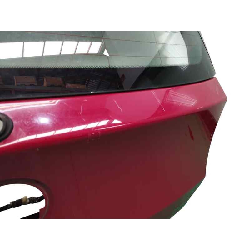 PORTON TRASERO OBSERVAR FOTOS