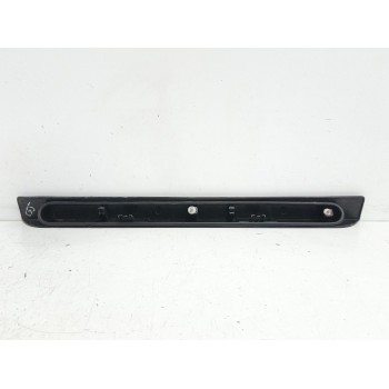 Recambio de molduras traseras para peugeot boxer kombi (rs3000)(333) 2.2 hdi fap cat referencia OEM IAM 1307272070  