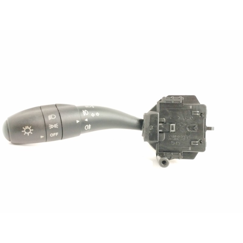 Recambio de mando luces para hyundai i30 1.4 cat referencia OEM IAM 3673MA  