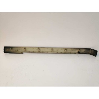 Recambio de moldura para mercedes-benz vito caja cerrada 6.03  2.1 cdi referencia OEM IAM A6396913208 LATERAL IZQUIERDO 