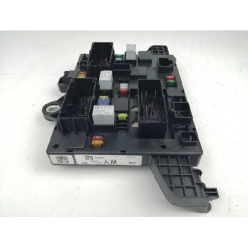 Recambio de caja reles / fusibles para opel zafira tourer 1.6 cdti dpf referencia OEM IAM 13449202 365927271 