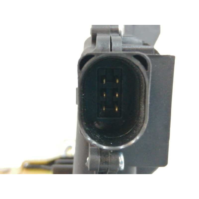 CERRADURA PUERTA TRASERA DERECHA