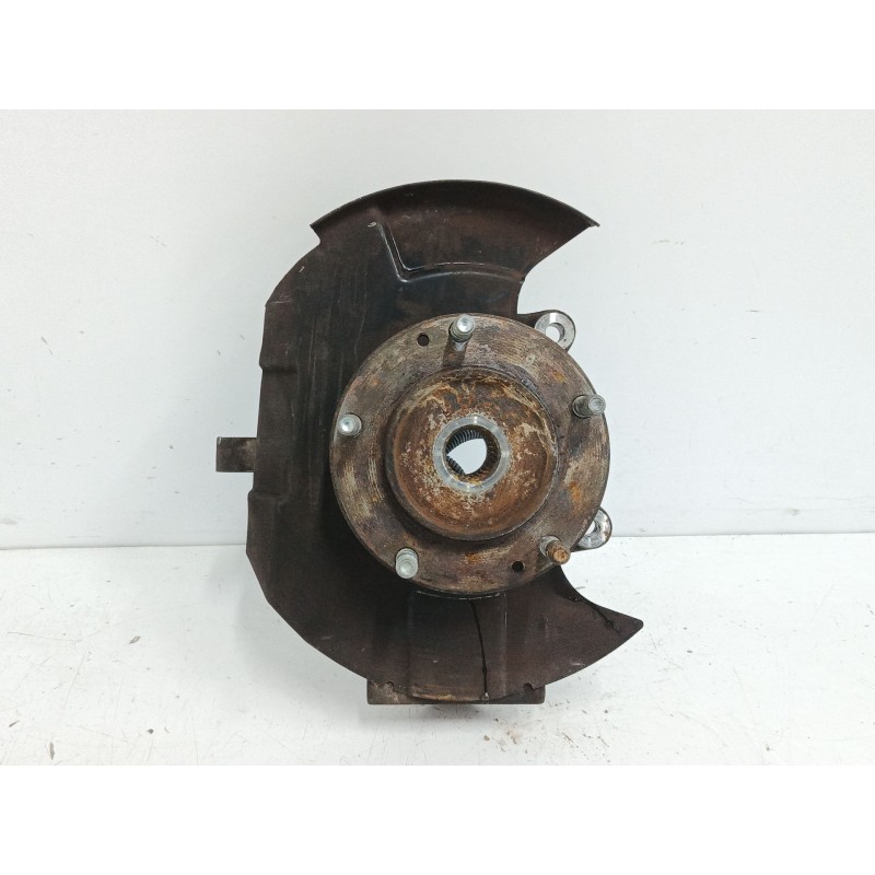 Recambio de mangueta delantera derecha para kia sorento i (jc) 2.5 crdi referencia OEM IAM   