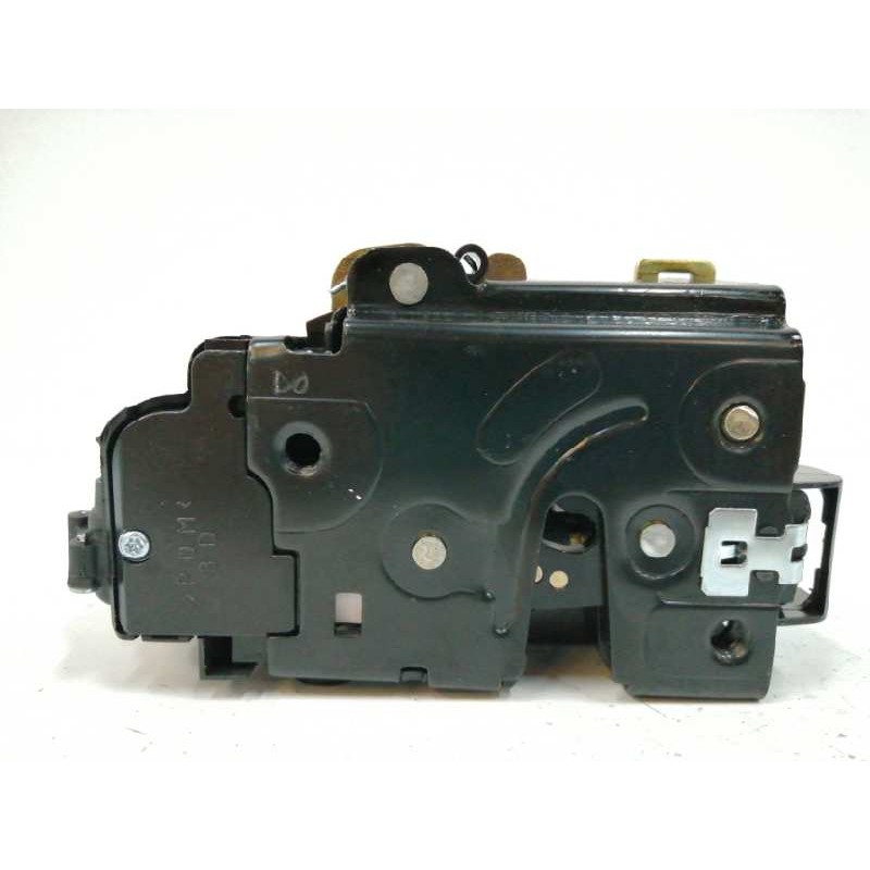 Recambio de cerradura puerta trasera derecha para volkswagen polo (9n1) referencia OEM IAM 3B4839016  