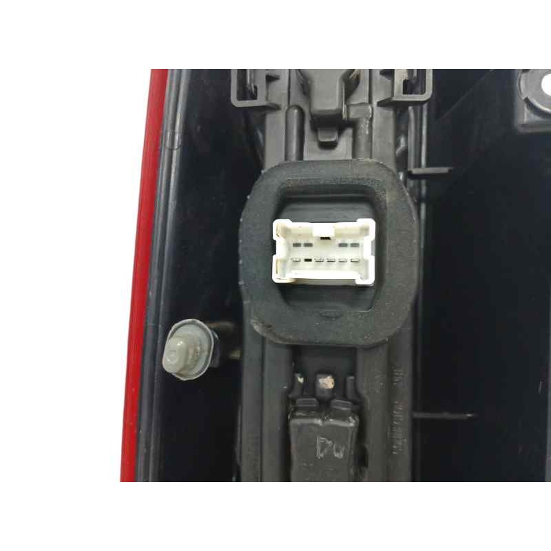 PILOTO TRASERO DERECHO 22017766