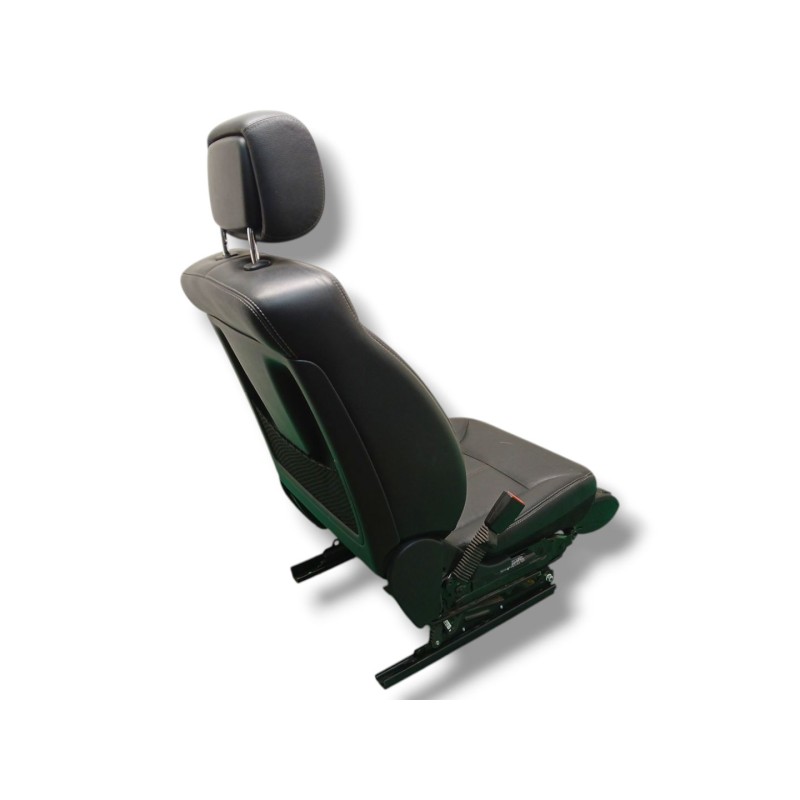 ASIENTO DELANTERO IZQUIERDO