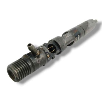 Recambio de inyector para renault clio ii fase ii (b/cb0) expression alize referencia OEM IAM 820049873  