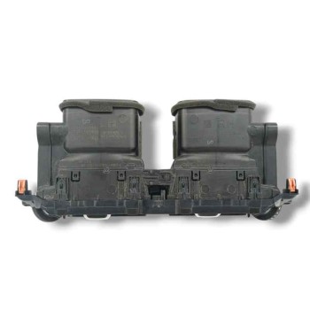 Recambio de rejilla aireadora para toyota corolla station wagon (_e21_) 2.0 hybrid (mzeh12) referencia OEM IAM 5567002830 CENTRA