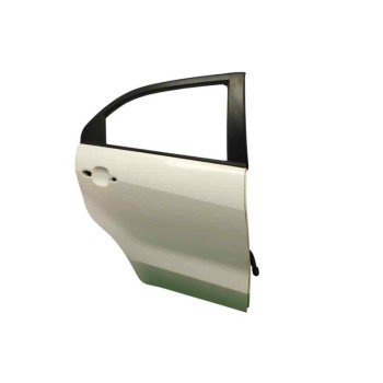 Recambio de puerta trasera derecha para kia rio 1.2 cat referencia OEM IAM 770041W210 NECESITA REPARACION 