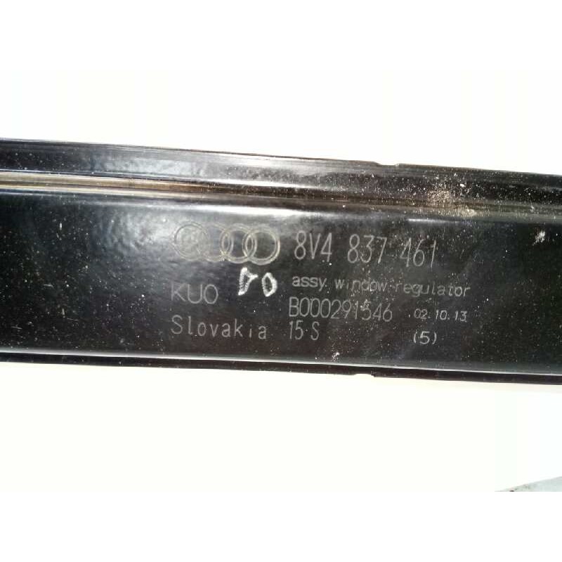 ELEVALUNAS DELANTERO IZQUIERDO 5Q0959802B