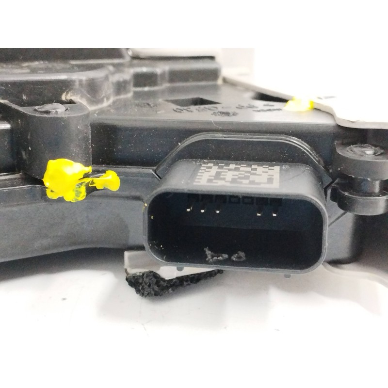 CERRADURA PUERTA DELANTERA DERECHA