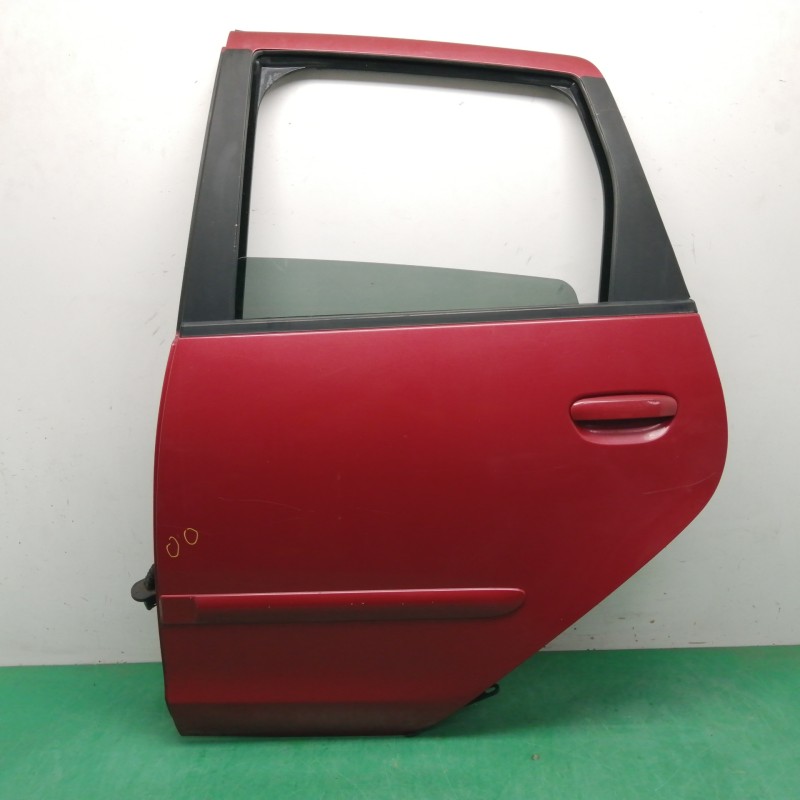 Recambio de puerta trasera izquierda para mitsubishi colt berlina 5 (z30a) 1.3 cat referencia OEM IAM MN161891 OBSERVAR FOTOS 