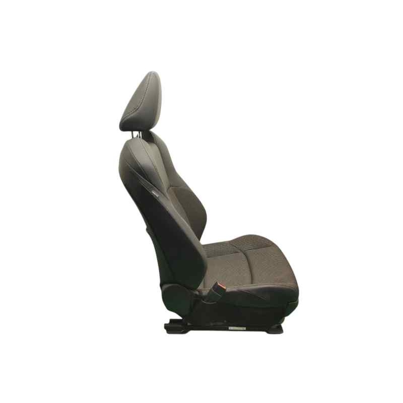 ASIENTO DELANTERO IZQUIERDO