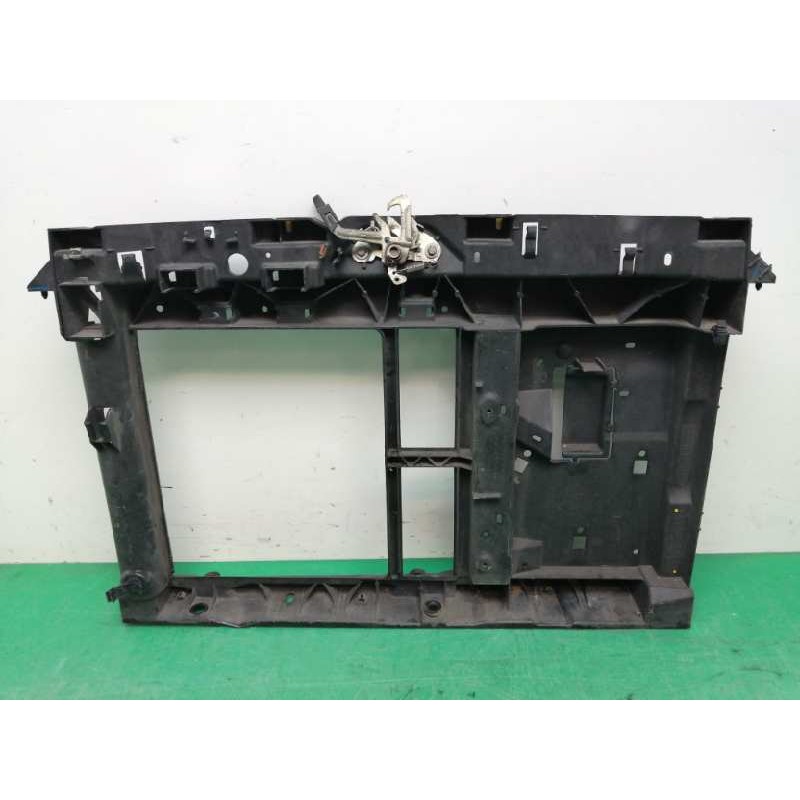 Recambio de panel frontal para peugeot 207 1.4 hdi referencia OEM IAM 9682586480  