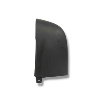 Recambio de molduras traseras para nissan primastar furgoneta (x83) 2.5 dci 140 referencia OEM IAM 93850666 8200229874 93850667