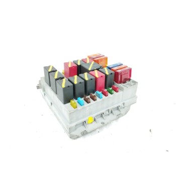Recambio de caja reles / fusibles para alfa romeo gt (125) 1.9 jtd (m) 16v cat referencia OEM IAM 51742420  