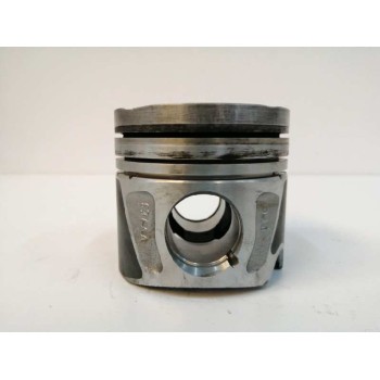 Recambio de piston para mercedes-benz clase a (w176) a 200 d motorsport edition (176.008) referencia OEM IAM A6510301117  