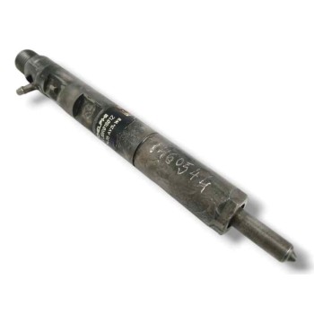 Recambio de inyector para renault clio ii fase ii (b/cb0) expression alize referencia OEM IAM 820049873  