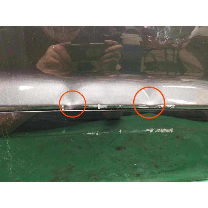 PUERTA TRASERA IZQUIERDA NECESITA REPARACION