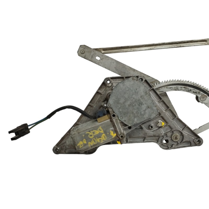 ELEVALUNAS DELANTERO DERECHO