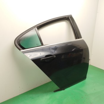 Recambio de puerta trasera derecha para opel insignia berlina 2.0 16v cdti referencia OEM IAM   