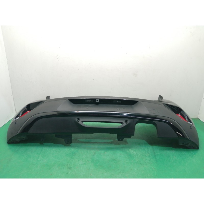 PARAGOLPES TRASERO