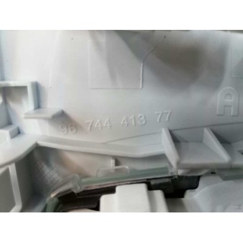 Recambio de luz interior para peugeot 208 style referencia OEM IAM 96754056PR 9674441377 