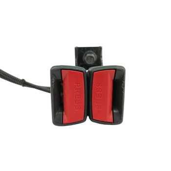Recambio de enganche cinturon izquierdo para kia cee´d 1.4 cat referencia OEM IAM  TRASERO 