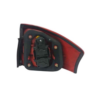 Recambio de piloto trasero izquierdo para audi a6 berlina (4b2) 2.8 v6 30v referencia OEM IAM 4B5945095  