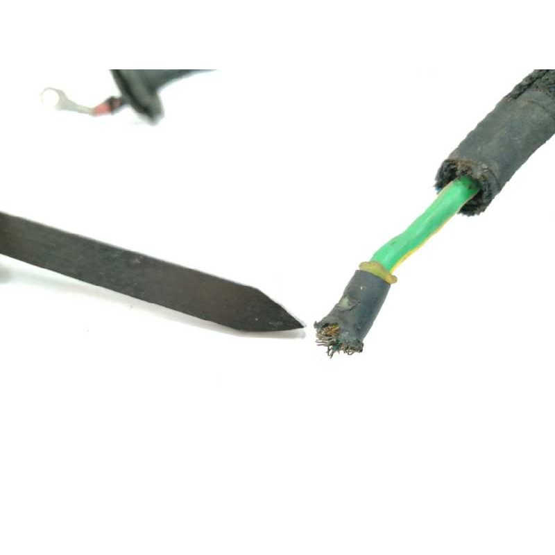 CREMALLERA DIRECCION CABLE CORTADO PLASTICO DAÑADO