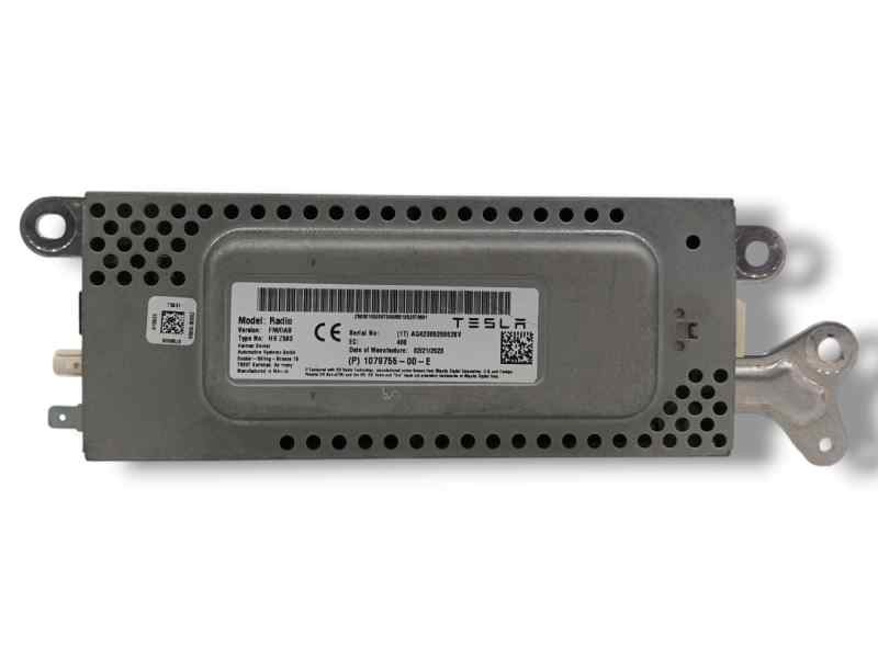 Recambio de modulo electronico para tesla model 3 ev referencia OEM IAM 107975500E  