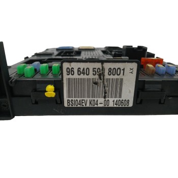 Recambio de caja reles / fusibles para citroën c5 berlina premier referencia OEM IAM 9664059080  