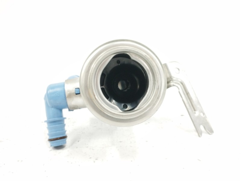 Recambio de boca llenado combustible para bmw serie x3 (g01) 2.0 referencia OEM IAM 16117404088  