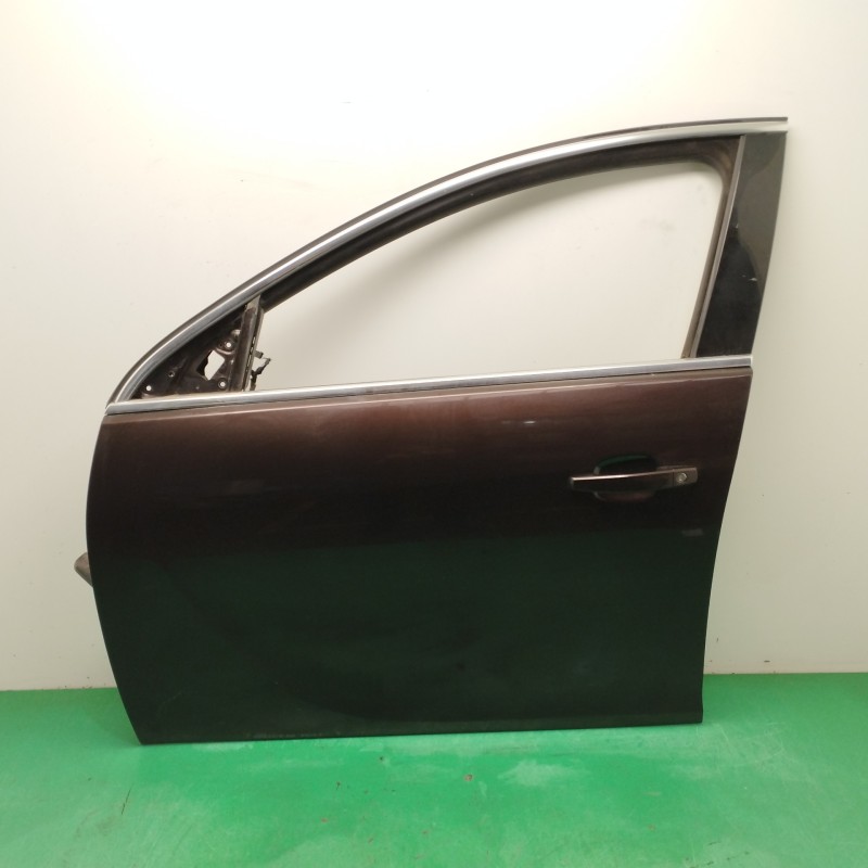 Recambio de puerta delantera izquierda para opel insignia berlina 2.0 cdti cat referencia OEM IAM   