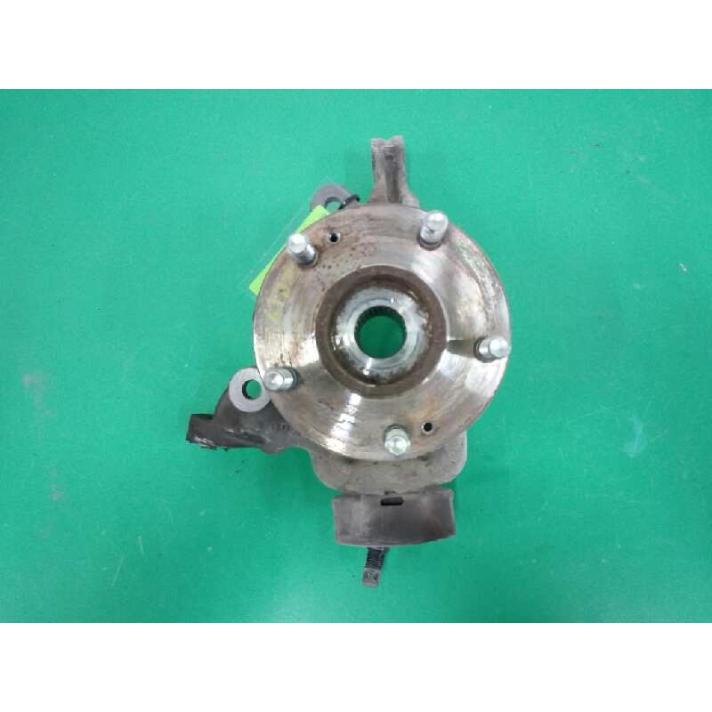 Recambio de mangueta delantera derecha para hyundai i30 1.4 cat referencia OEM IAM   