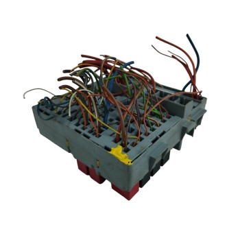 Recambio de caja reles / fusibles para ford ka (ccu) 1.2 8v cat referencia OEM IAM 51781452  