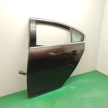 Recambio de puerta trasera izquierda para opel insignia berlina 2.0 cdti cat referencia OEM IAM   