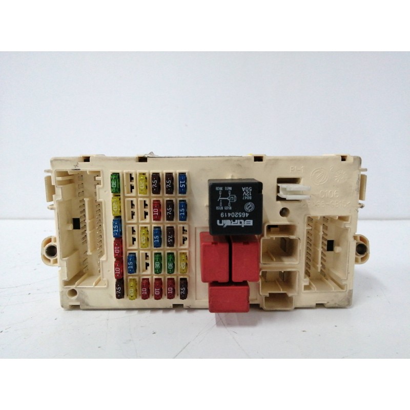 Recambio de caja reles / fusibles para fiat stilo (192) 1.9 jtd cat referencia OEM IAM 46750594 501208530080 