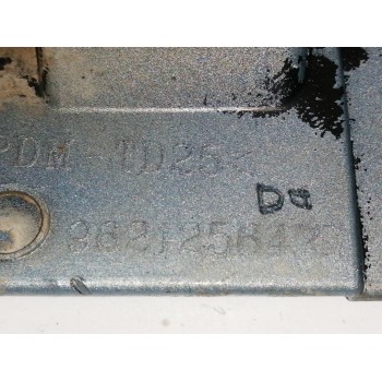 Recambio de faldon lateral para peugeot 106 (s2) sport pack referencia OEM IAM 9621256477 IZQUIERDO 