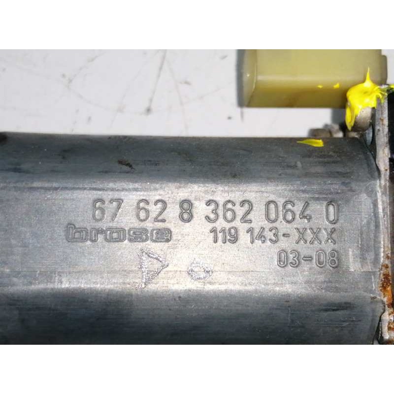 ELEVALUNAS DELANTERO DERECHO 67628362064