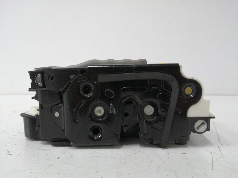 Recambio de cerradura puerta trasera izquierda para skoda fabia (5j2 ) 1.6 tdi referencia OEM IAM 1S4839015B Recambio de cerradura puerta trasera izquierda para skoda fabia (5j2 ) 1.6 tdi referencia OEM IAM 1S4839015B