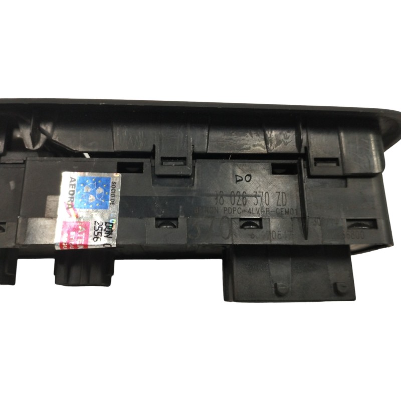 MANDO ELEVALUNAS DELANTERO IZQUIERDO