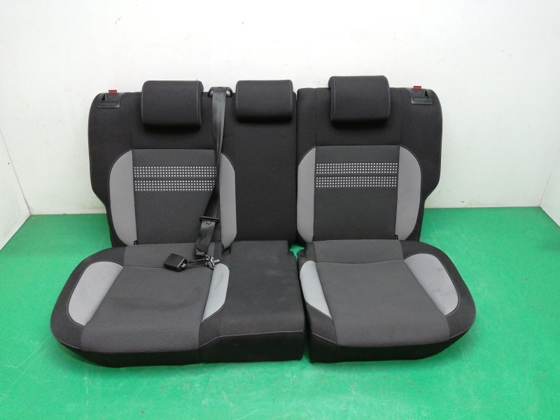 Recambio de asientos traseros para volkswagen polo (6r1) advance referencia OEM IAM   