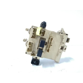 Recambio de caja reles / fusibles para toyota corolla (e11) 1.6 16v referencia OEM IAM   