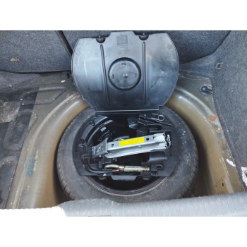 Recambio de carroceria corte para volkswagen polo (9n1) 1.4 16v referencia OEM IAM   