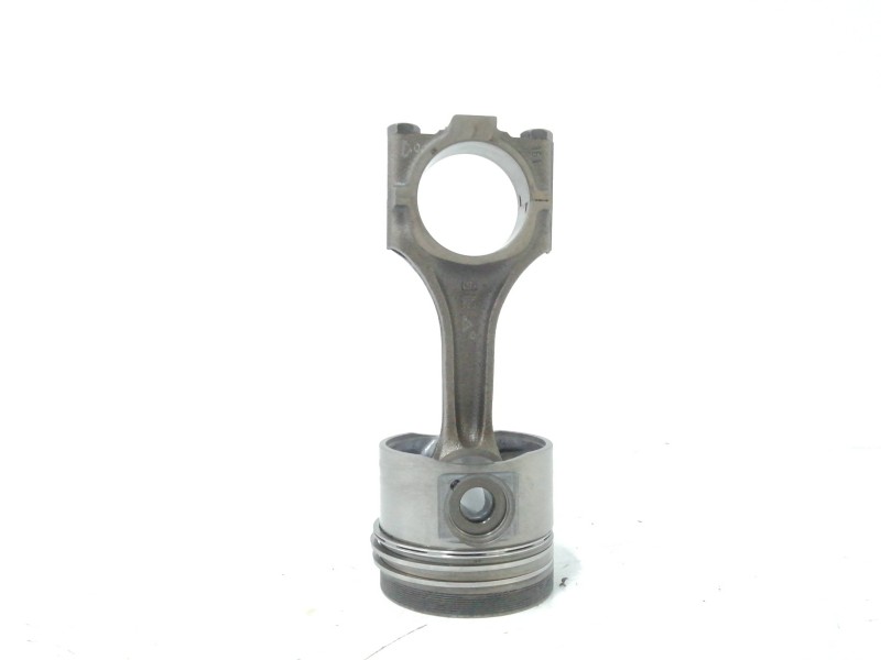 Recambio de biela para opel kadett e 1.7 diesel referencia OEM IAM  CON PISTON 