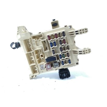 Recambio de caja reles / fusibles para toyota corolla (e11) 1.6 16v referencia OEM IAM   